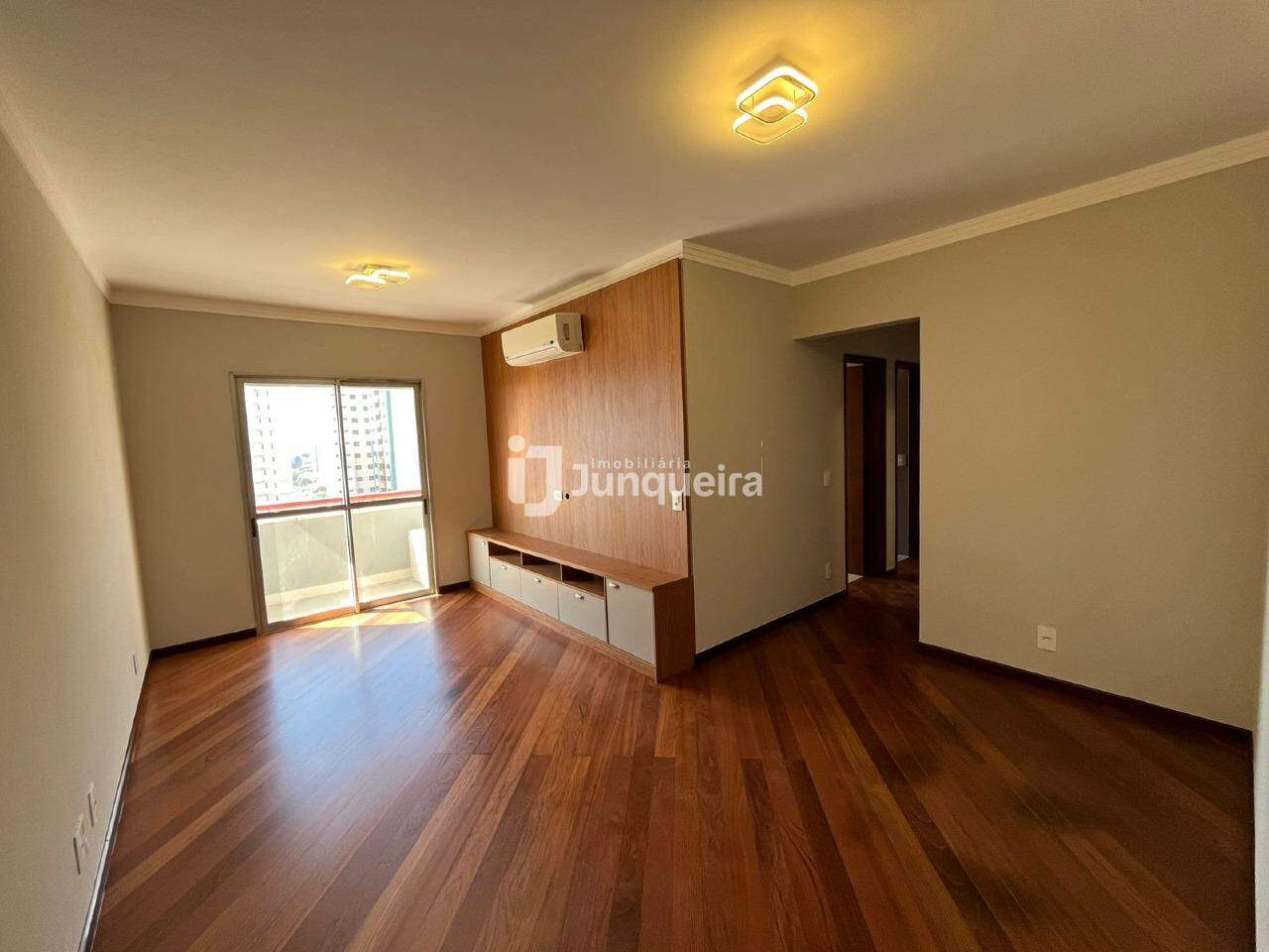 Apartamento para alugar no Portal dos Frades , 3 quartos, sendo 1 suíte, 2 vagas, no bairro Centro em Piracicaba - SP