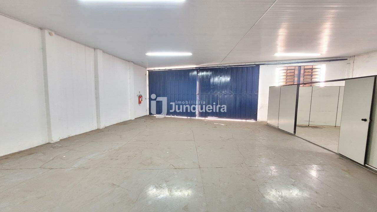 Galpão para alugar, 3 vagas, no bairro Jardim Algodoal em Piracicaba - SP