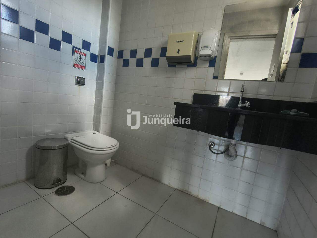 Sala Comercial à venda, no bairro Centro em Piracicaba - SP