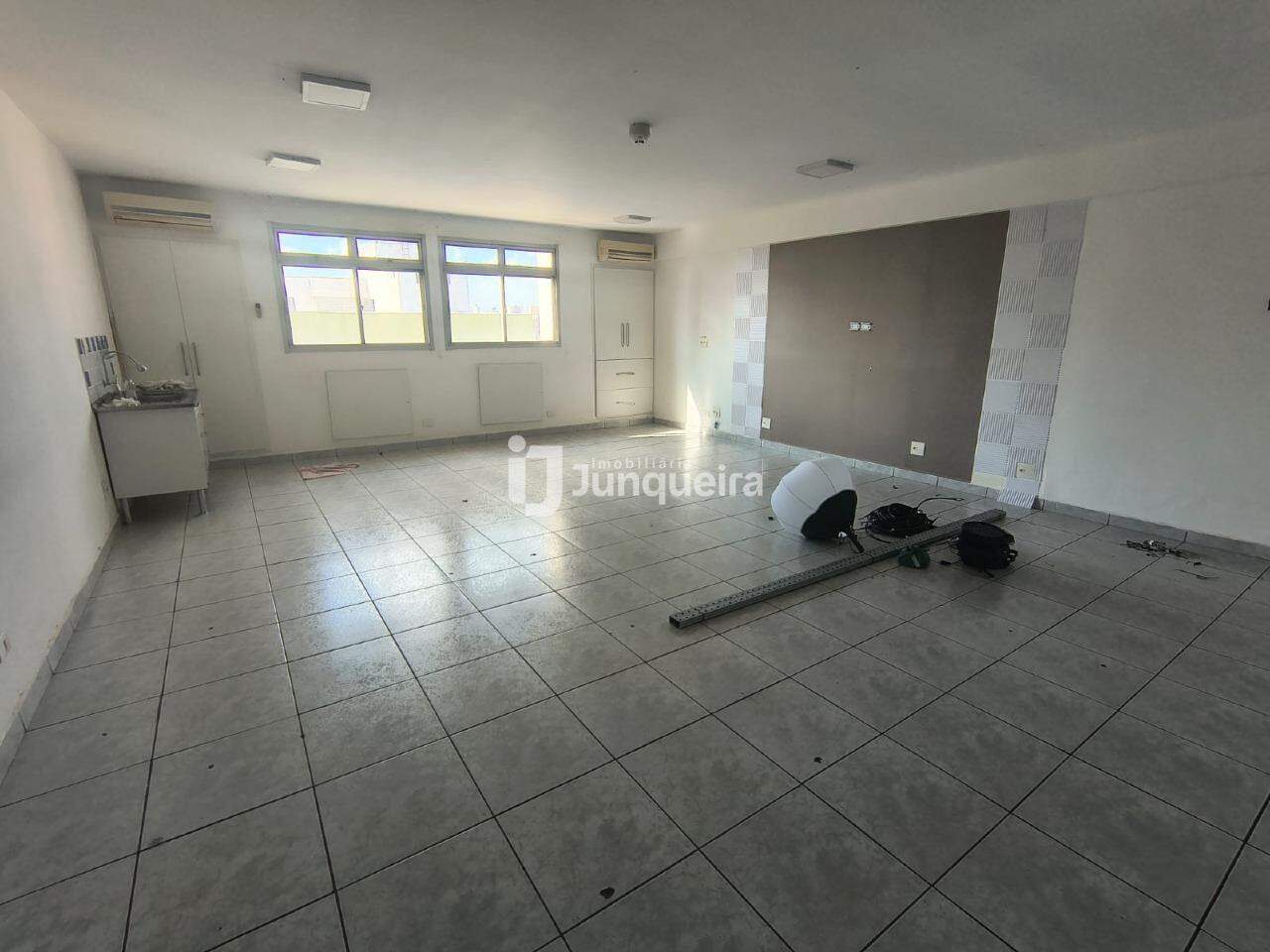 Sala Comercial à venda, no bairro Centro em Piracicaba - SP