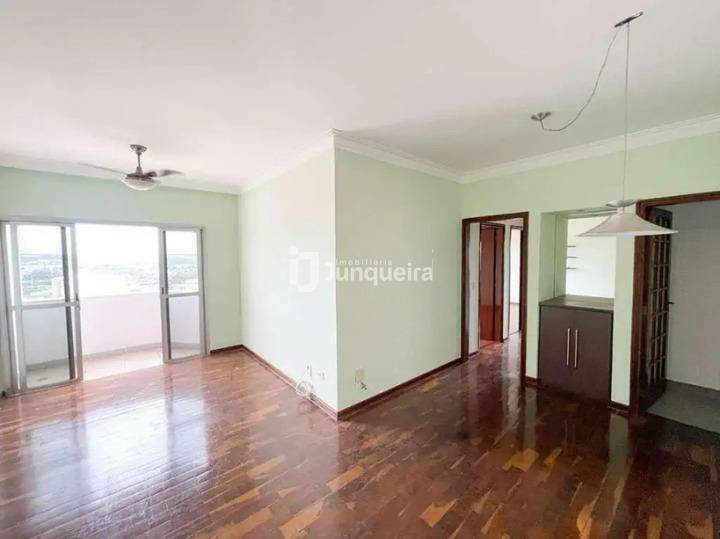 Apartamento à venda no Flamboyant, 3 quartos, sendo 1 suíte, 2 vagas, no bairro Nova América em Piracicaba - SP