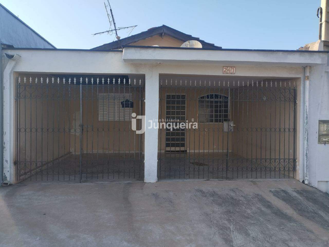 Casa à venda, 2 quartos, 3 vagas, no bairro Vila Sônia em Piracicaba - SP