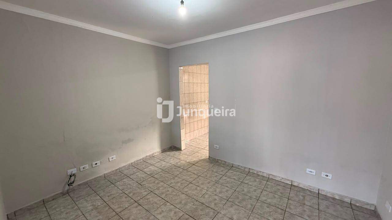 Casa para alugar, 2 quartos, no bairro Parque Orlanda I em Piracicaba - SP