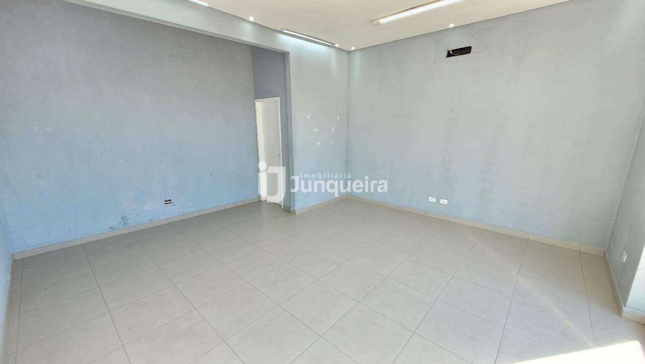 Salão para alugar, no bairro Morumbi em Piracicaba - SP