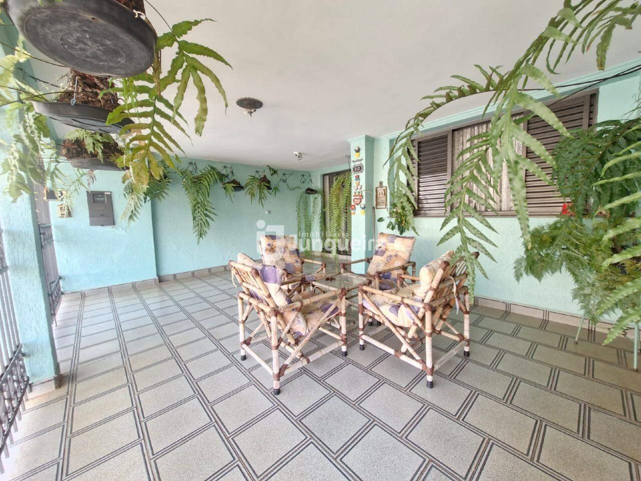 Casa à venda, 3 quartos, sendo 1 suíte, 4 vagas, no bairro Nova América em Piracicaba - SP