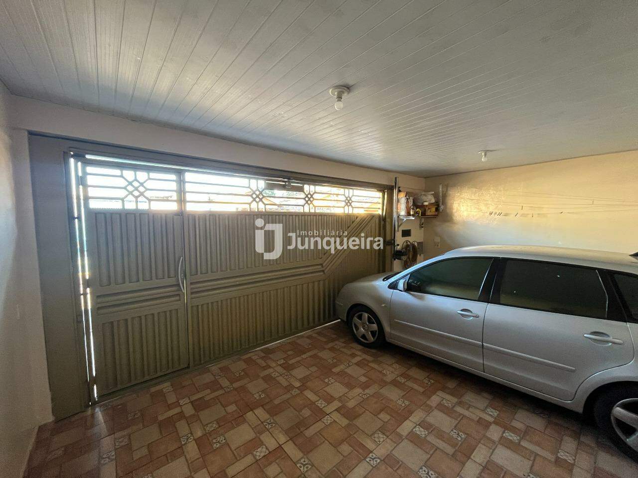 Casa à venda, 2 quartos, sendo 1 suíte, 2 vagas, no bairro Piracicamirim em Piracicaba - SP
