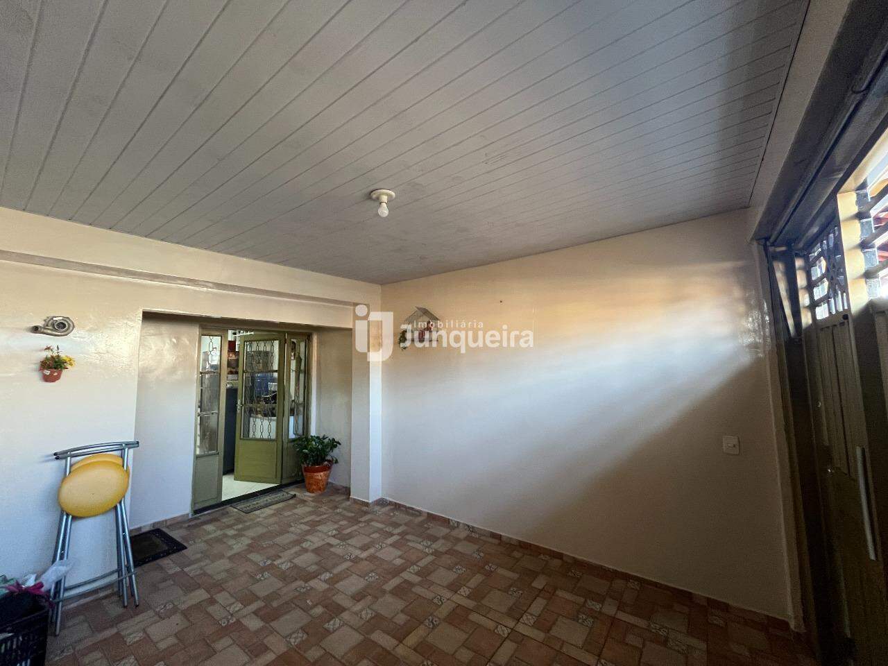 Casa à venda, 2 quartos, sendo 1 suíte, 2 vagas, no bairro Piracicamirim em Piracicaba - SP