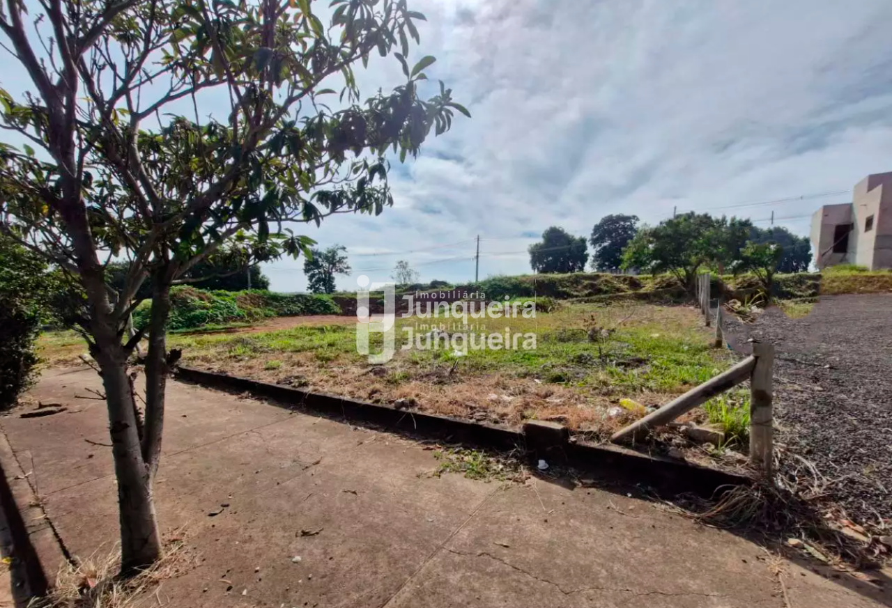 Terreno à venda, no bairro RESIDENCIAL ALTOS DO TAQUARAL em Piracicaba - SP