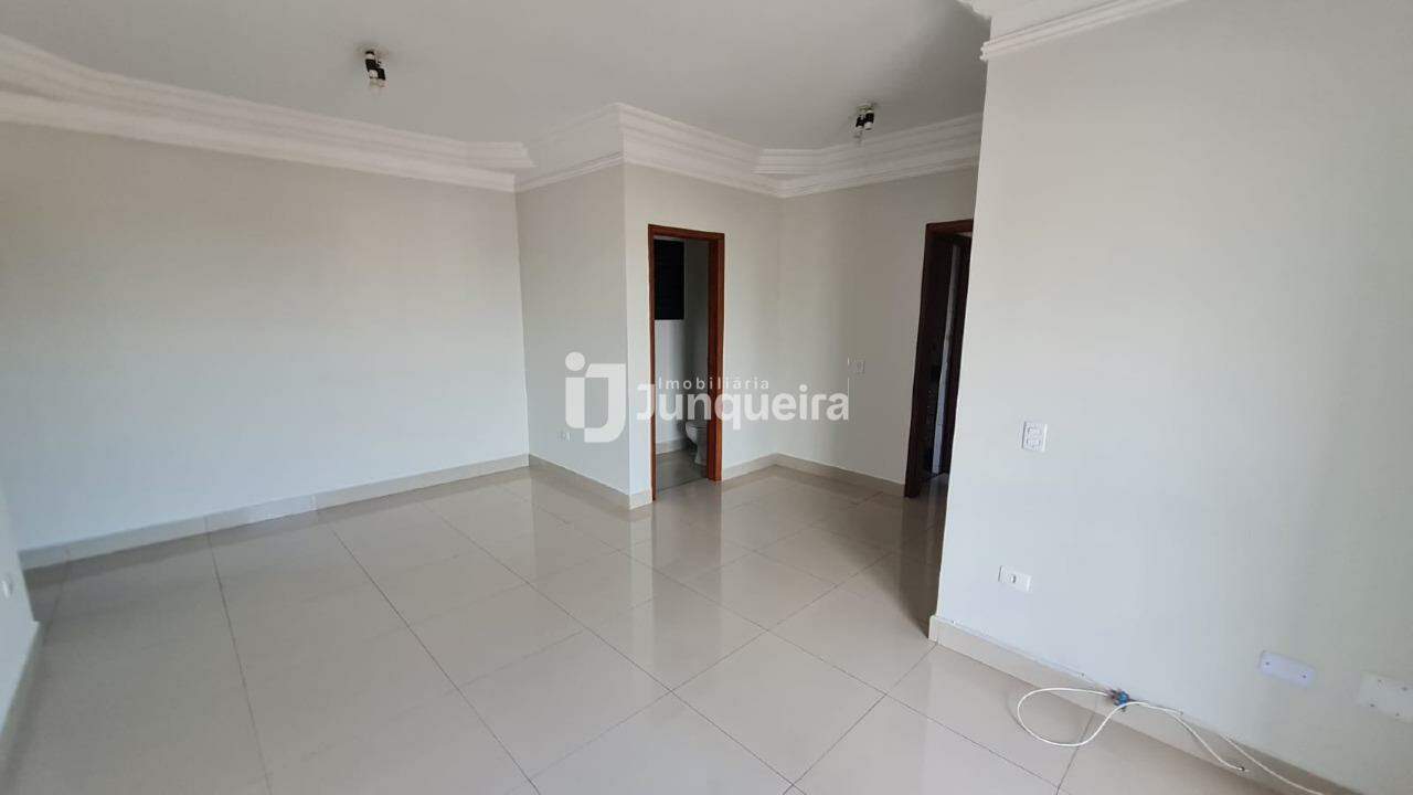 Apartamento para alugar no Novitalia, 3 quartos, sendo 1 suíte, 2 vagas, no bairro Nova América em Piracicaba - SP