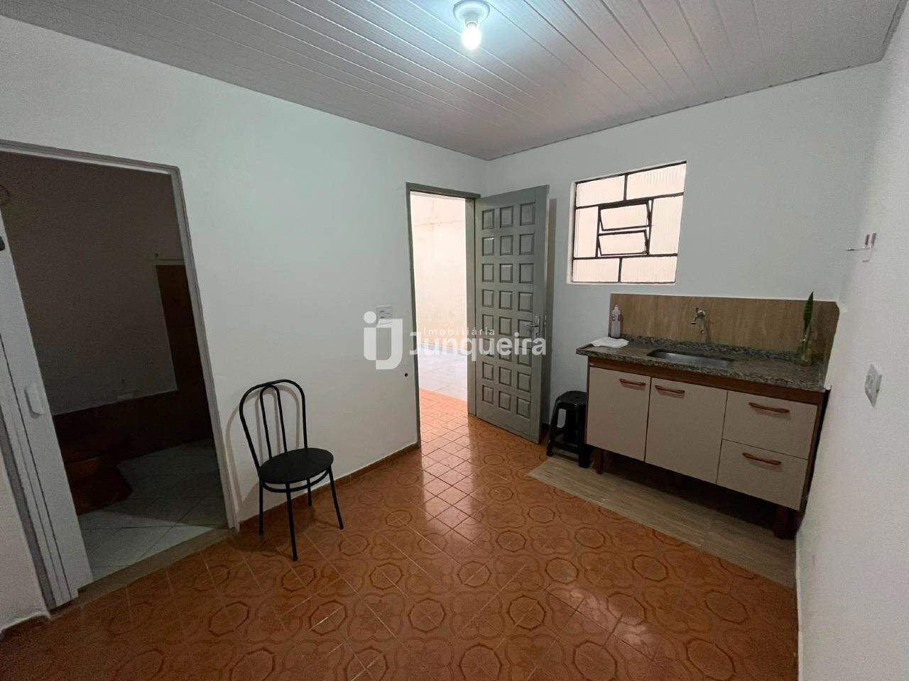 Casa para alugar, 1 quarto, no bairro São Dimas em Piracicaba - SP