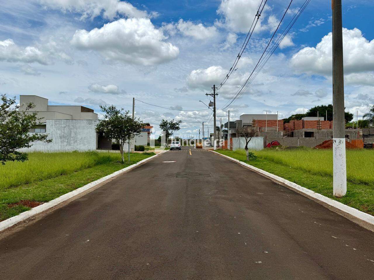 Terreno em Condomínio à venda no Novo Campestre, no bairro Campestre em Piracicaba - SP