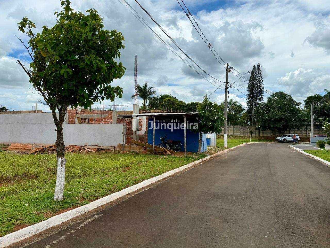 Terreno em Condomínio à venda no Novo Campestre, no bairro Campestre em Piracicaba - SP