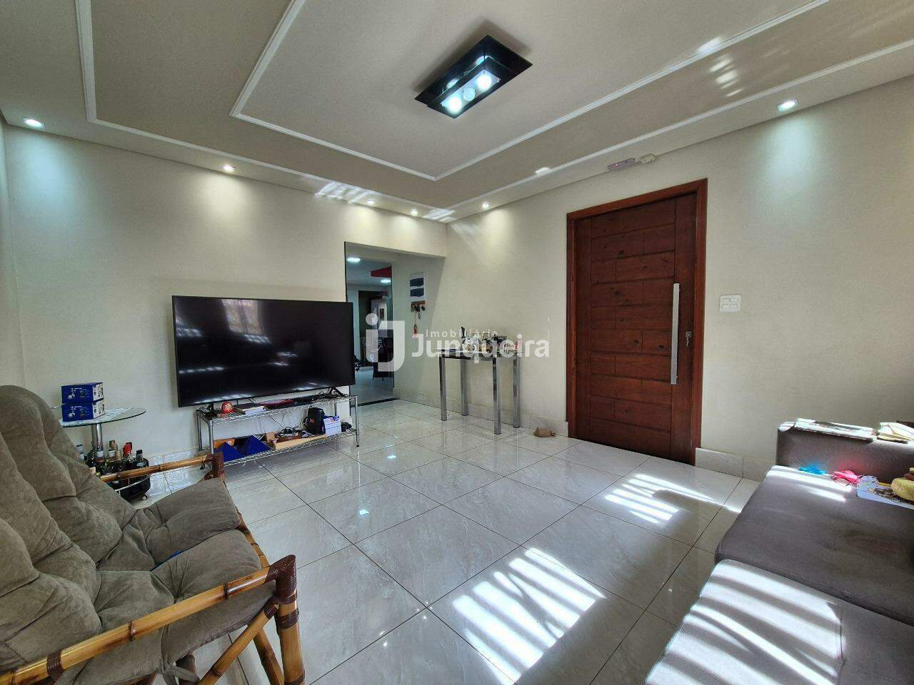 Casa à venda, 2 quartos, sendo 1 suíte, 1 vaga, no bairro Vila Independência em Piracicaba - SP