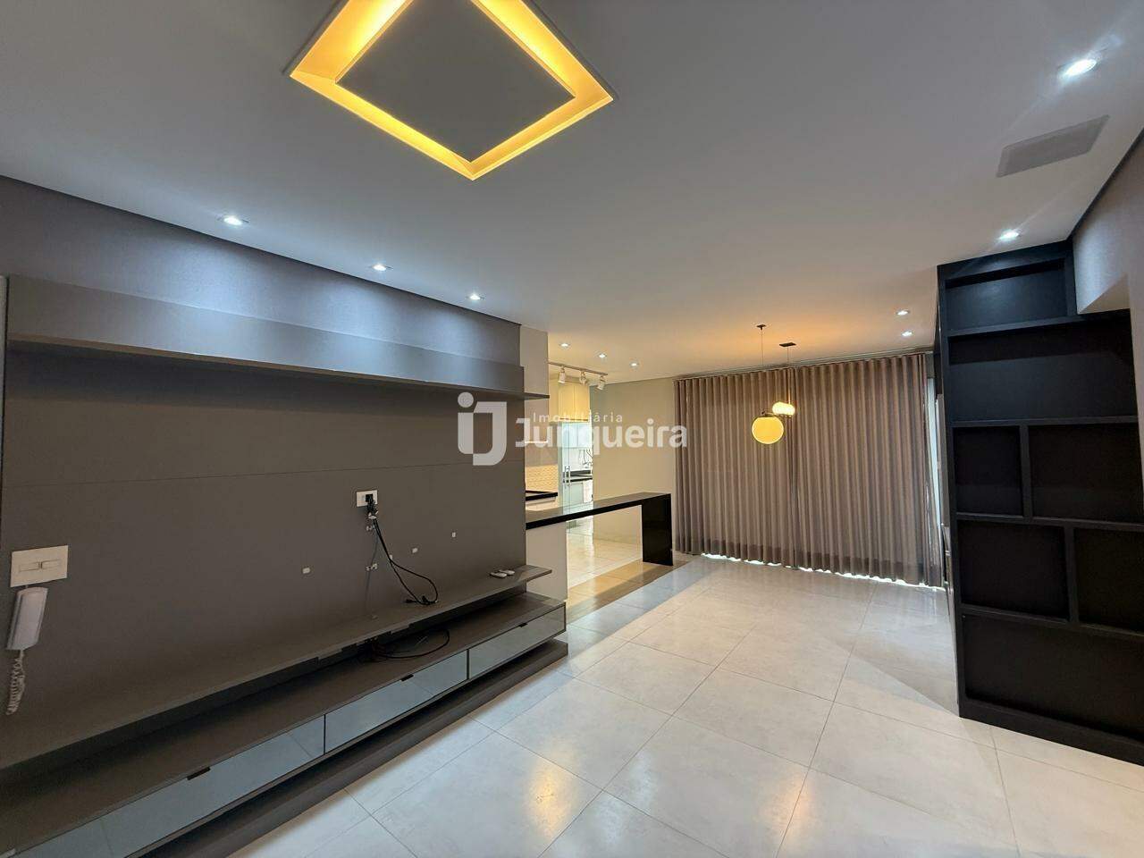 Apartamento à venda no Bella Itália, 2 quartos, sendo 2 suítes, 2 vagas, no bairro São Judas em Piracicaba - SP