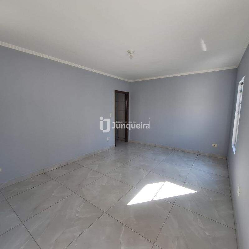 Casa à venda, 3 quartos, sendo 1 suíte, 3 vagas, no bairro Santa Rosa Ipês em Piracicaba - SP