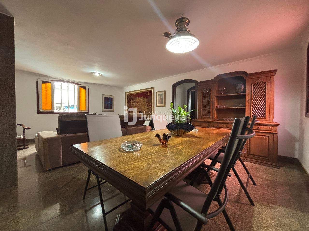 Foto 3 de Casa Comercial à venda, 4 quartos, 2 suítes, 4 vagas, São Dimas - Piracicaba/SP