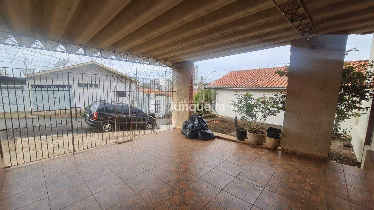 Casa para alugar, 2 quartos, 1 vaga, no bairro Paulista em Piracicaba - SP