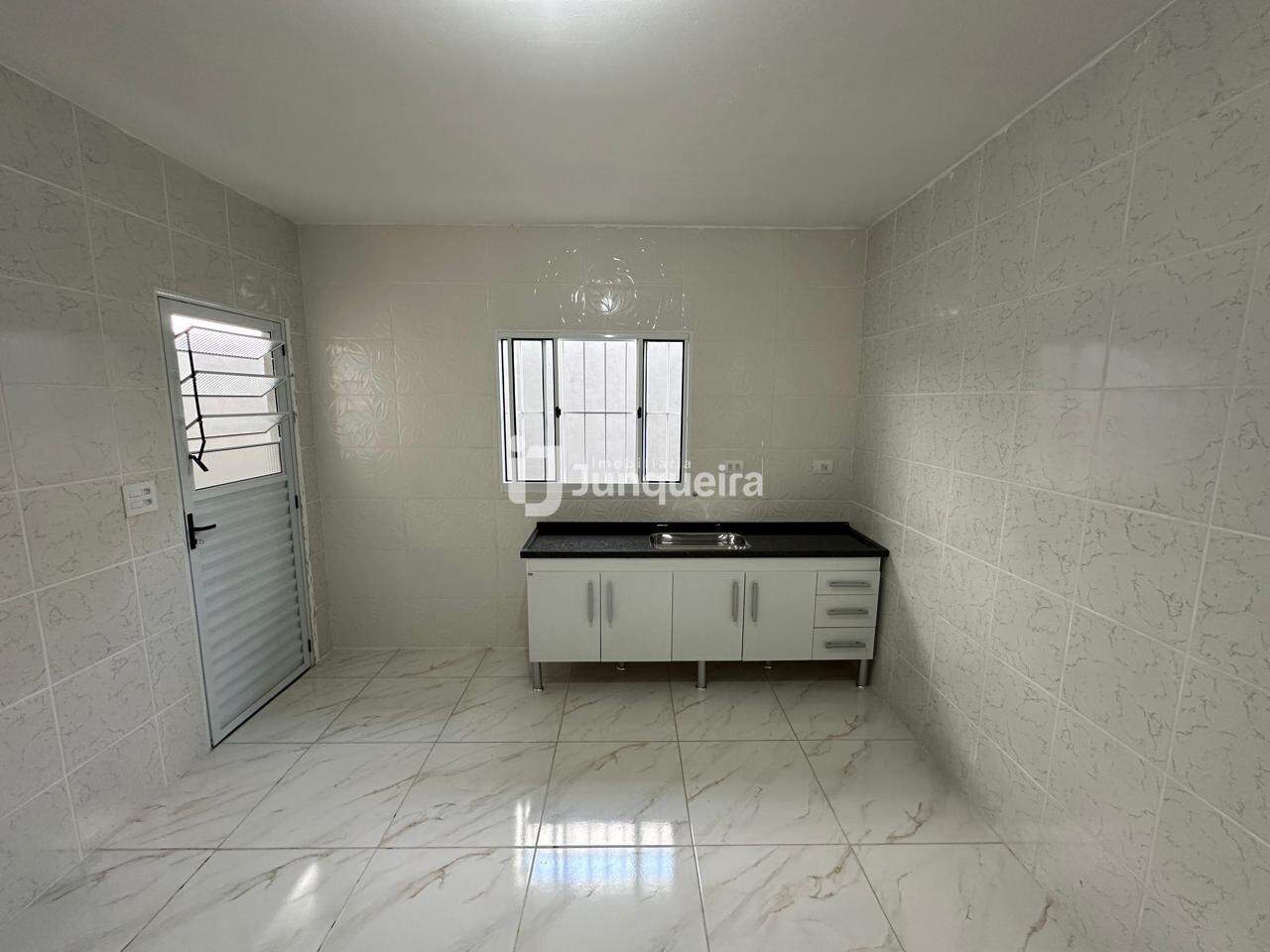 Casa à venda, 2 quartos, sendo 1 suíte, 2 vagas, no bairro Jardim Algodoal em Piracicaba - SP