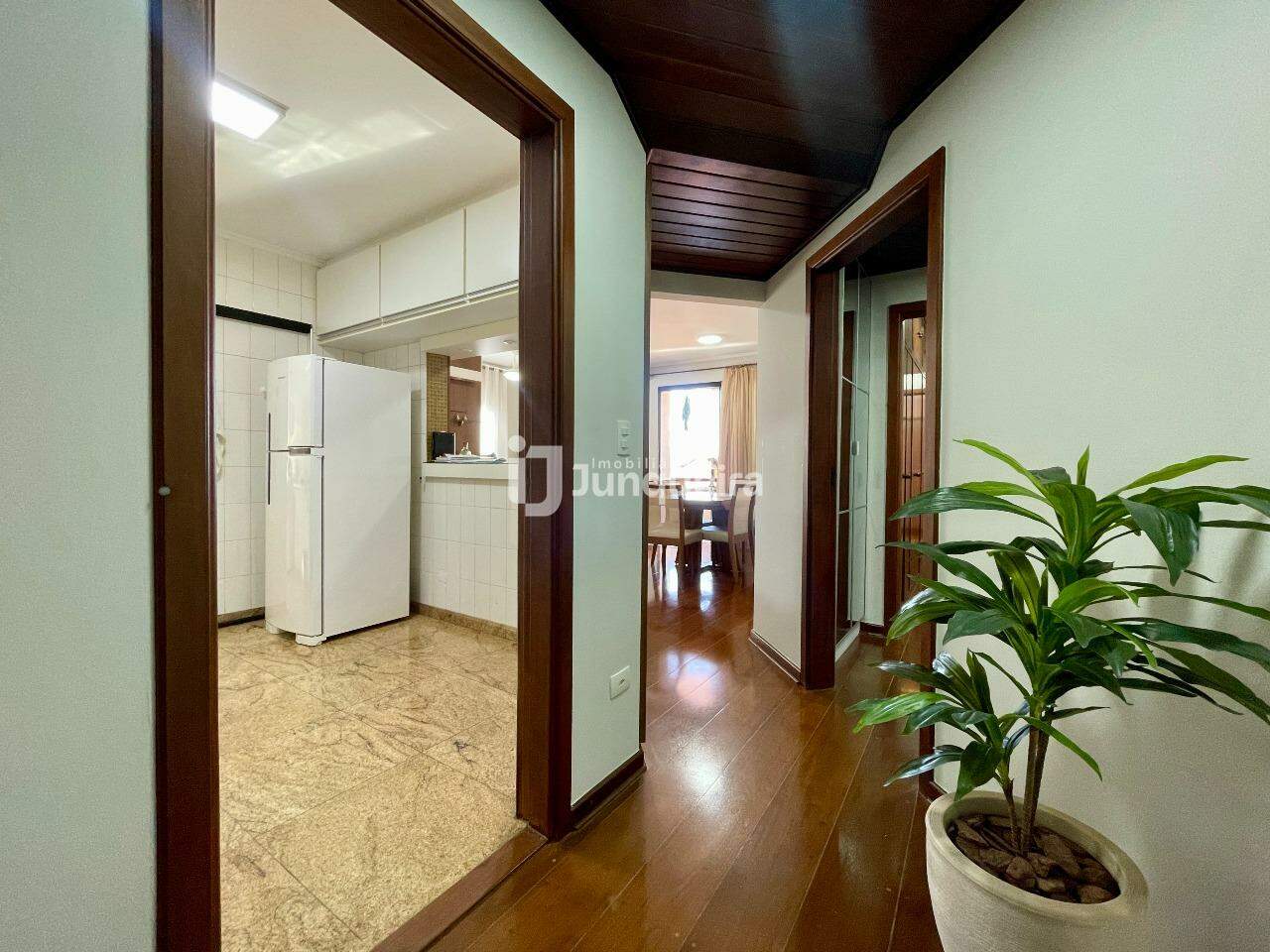 Apartamento à venda no Xavantes, 3 quartos, sendo 1 suíte, 1 vaga, no bairro Nova América em Piracicaba - SP