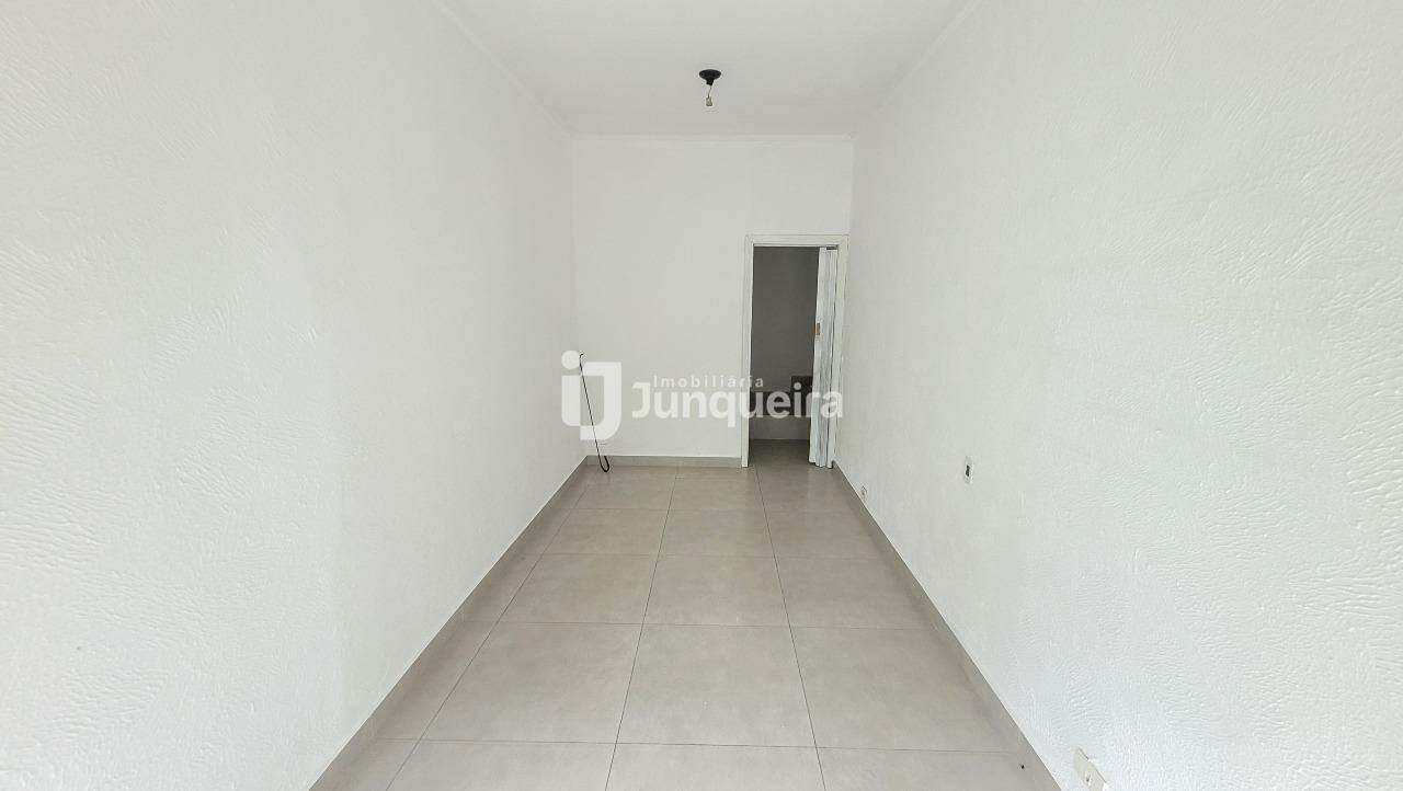 Salão para alugar, 20 quartos, sendo 12 suítes, no bairro Centro em Piracicaba - SP