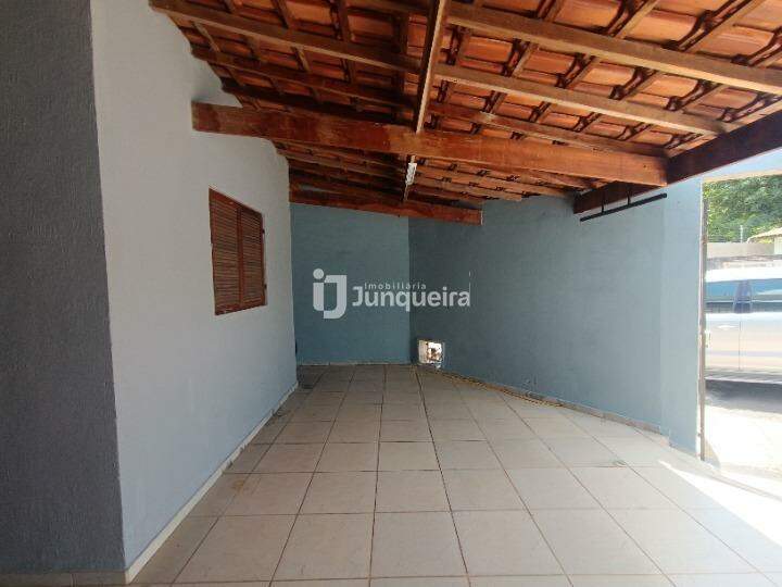 Casa em Condomínio à venda no Condomínio Xandica, 2 quartos, 2 vagas, no bairro Parque Água Branca em Piracicaba - SP