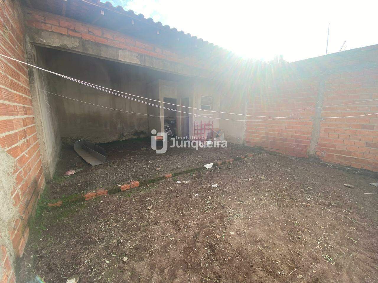 Casa à venda, 3 quartos, 2 vagas, no bairro Jardim Colina Verde em Piracicaba - SP