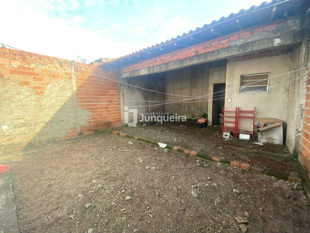 Casa à venda, 3 quartos, 2 vagas, no bairro Jardim Colina Verde em Piracicaba - SP