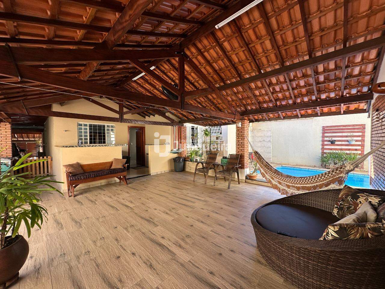 Casa à venda, 3 quartos, sendo 2 suítes, 3 vagas, no bairro Nova Piracicaba em Piracicaba - SP