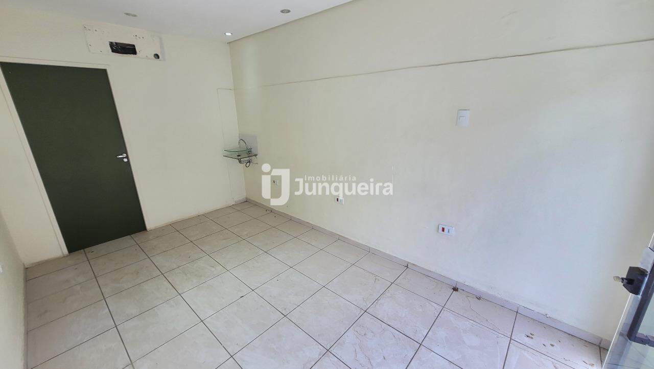 Salão para alugar, no bairro Centro em Piracicaba - SP