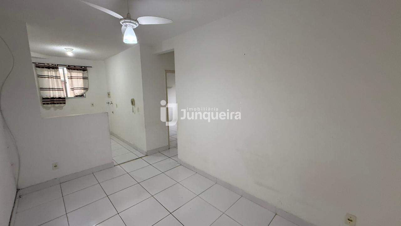 Apartamento para alugar, 2 quartos, no bairro Santa Terezinha em Piracicaba - SP