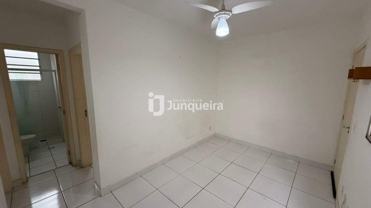 Apartamento para alugar, 2 quartos, no bairro Santa Terezinha em Piracicaba - SP