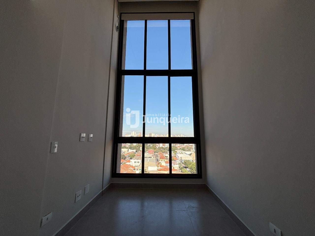Apartamento à venda no Jacarandá Studio, 1 quarto, 1 vaga, no bairro São Dimas em Piracicaba - SP