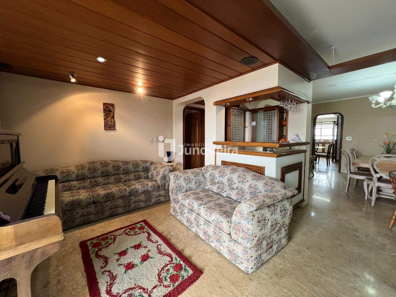 Apartamento para alugar no Edifício Jardim Europa, 4 quartos, sendo 1 suíte, 3 vagas, no bairro São Dimas em Piracicaba - SP