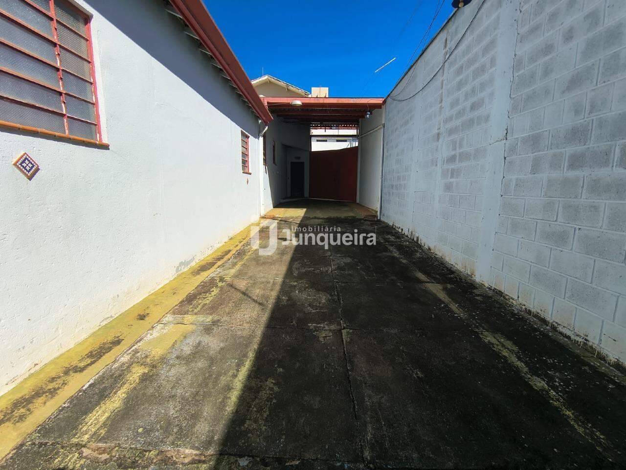 Galpão para alugar, 6 vagas, no bairro Alemães em Piracicaba - SP