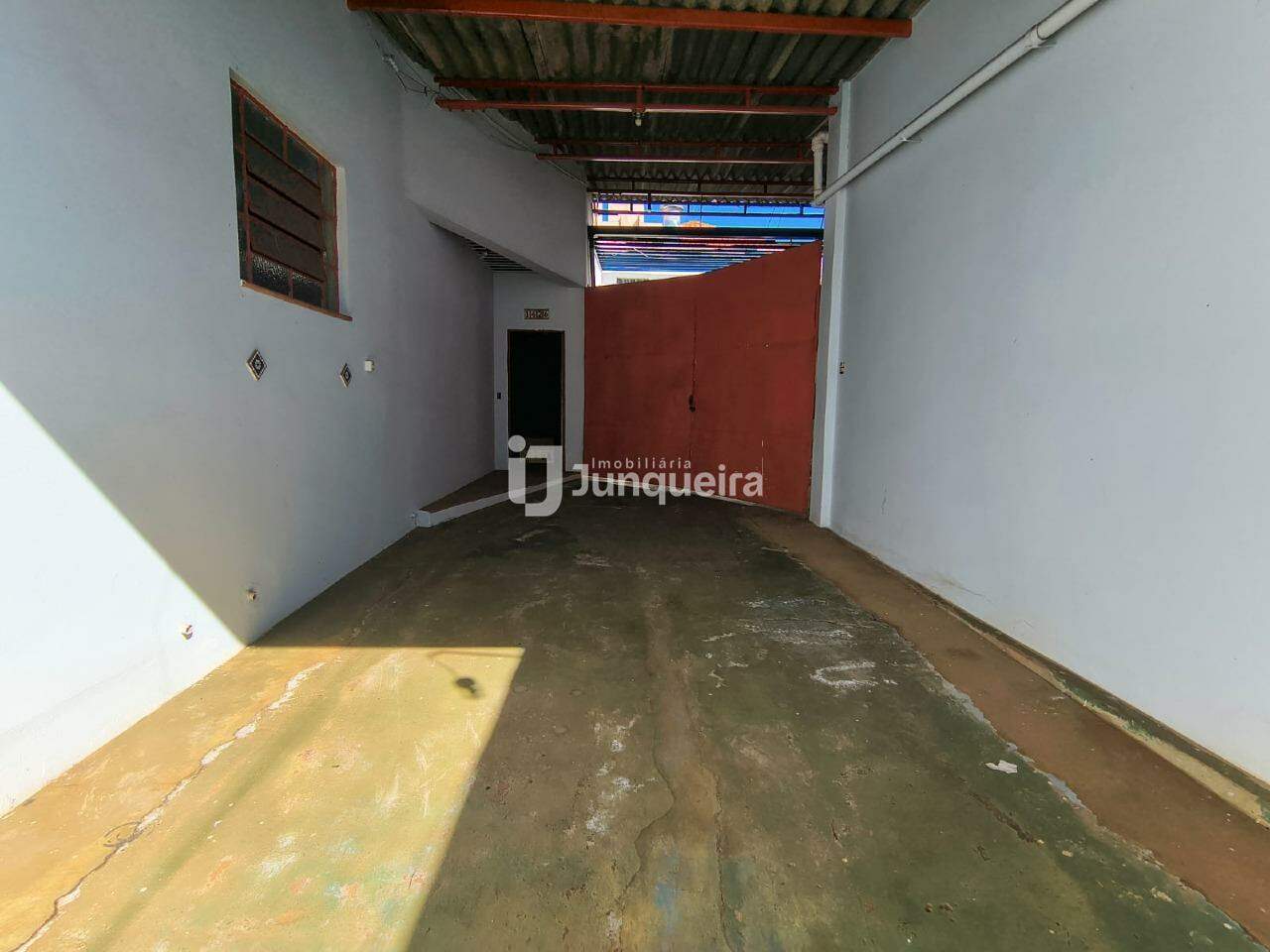 Galpão para alugar, 6 vagas, no bairro Alemães em Piracicaba - SP