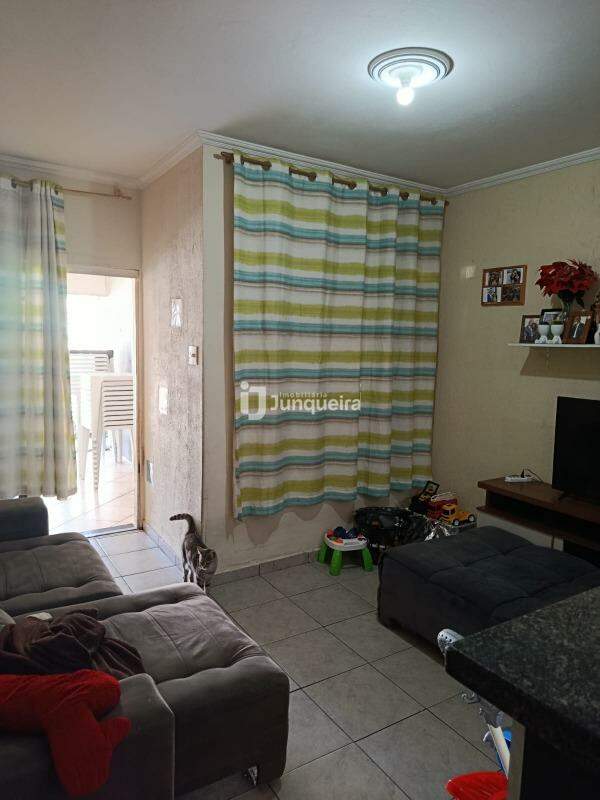 Casa à venda, 3 quartos, sendo 1 suíte, 2 vagas, no bairro Parque Nossa Senhora das Graças em Piracicaba - SP