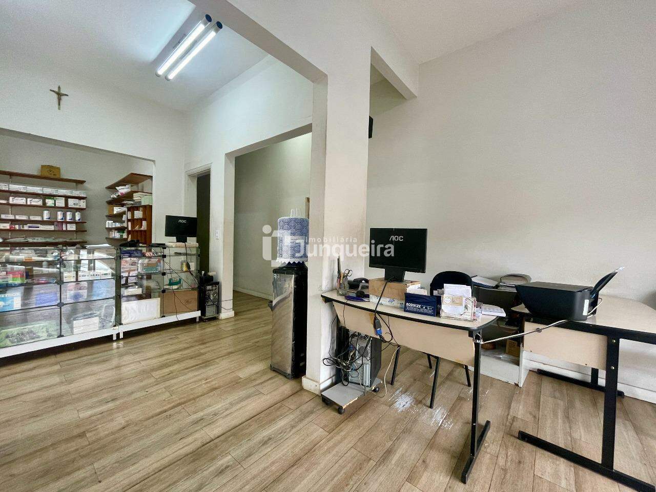 Casa Comercial à venda, 3 quartos, no bairro Centro em Piracicaba - SP