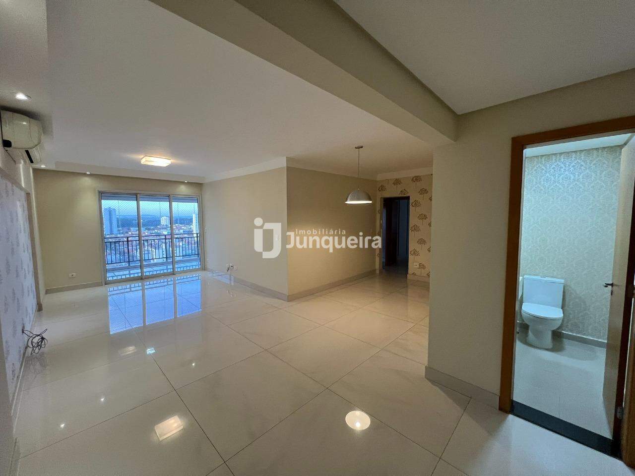 Apartamento para alugar no Torres Delta Club, 3 quartos, sendo 1 suíte, 2 vagas, no bairro Cidade Alta em Piracicaba - SP