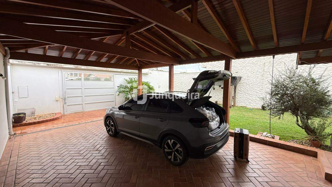 Casa para alugar, 2 quartos, sendo 1 suíte, 2 vagas, no bairro Nova Piracicaba em Piracicaba - SP