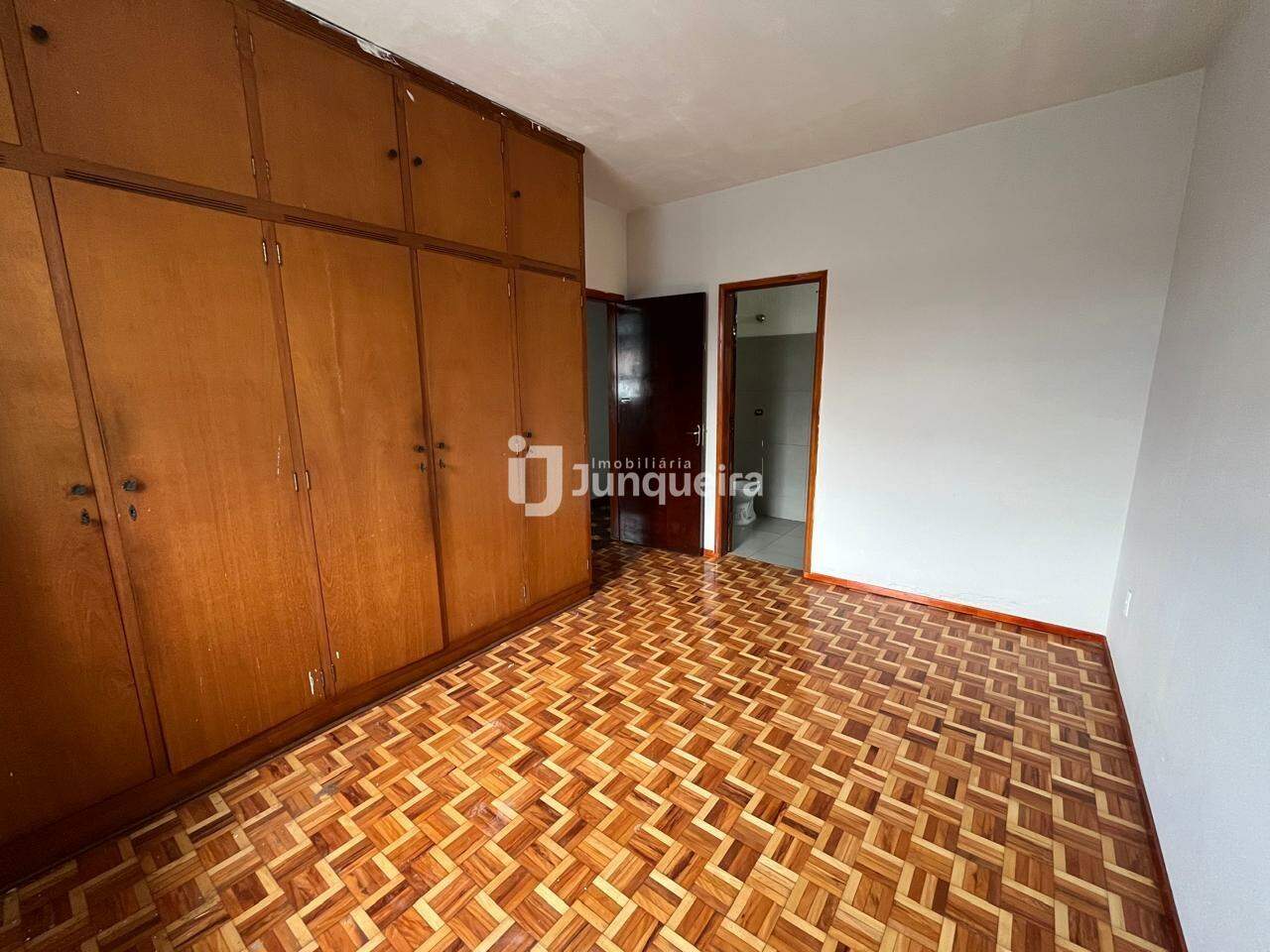 Casa para alugar, 3 quartos, sendo 1 suíte, no bairro Nova Piracicaba em Piracicaba - SP
