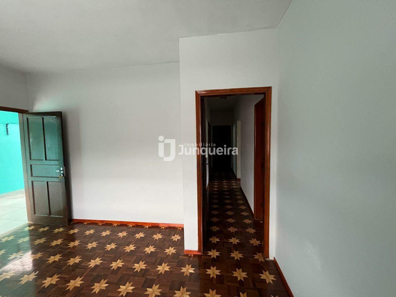 Casa para alugar, 3 quartos, sendo 1 suíte, no bairro Nova Piracicaba em Piracicaba - SP