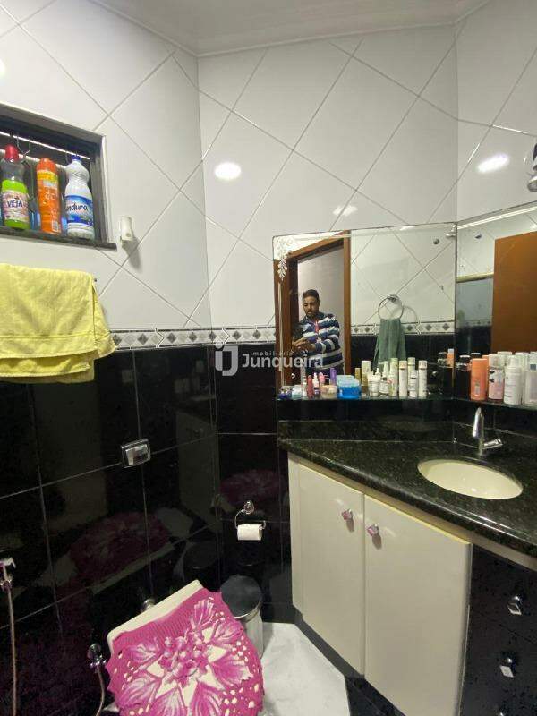 Casa à venda, 2 quartos, 1 vaga, no bairro Jardim Maria Claudia em Piracicaba - SP