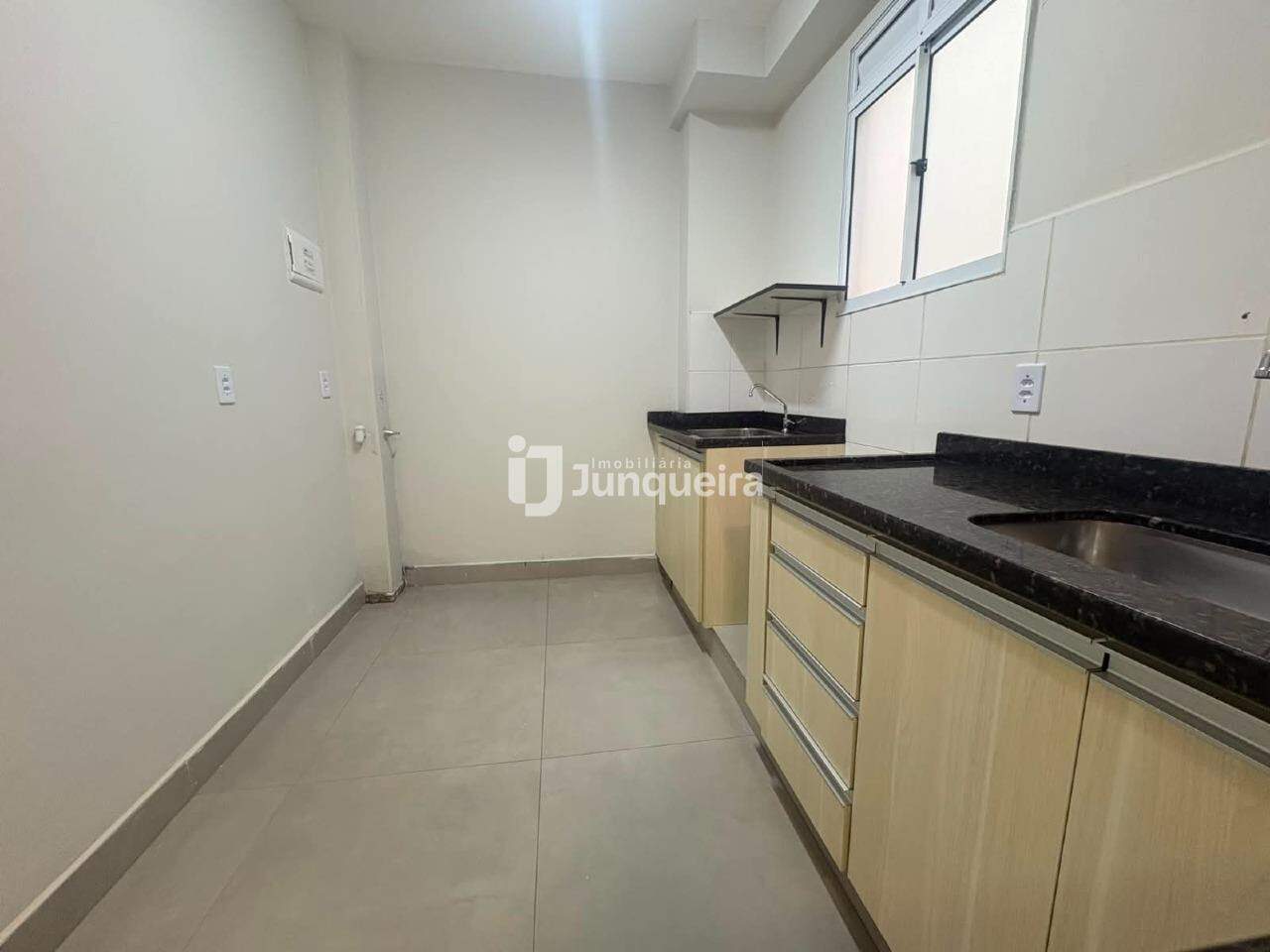 Apartamento à venda no Residencial Parque Piazza Fontanella, 2 quartos, 1 vaga, no bairro Jardim São Francisco em Piracicaba - SP