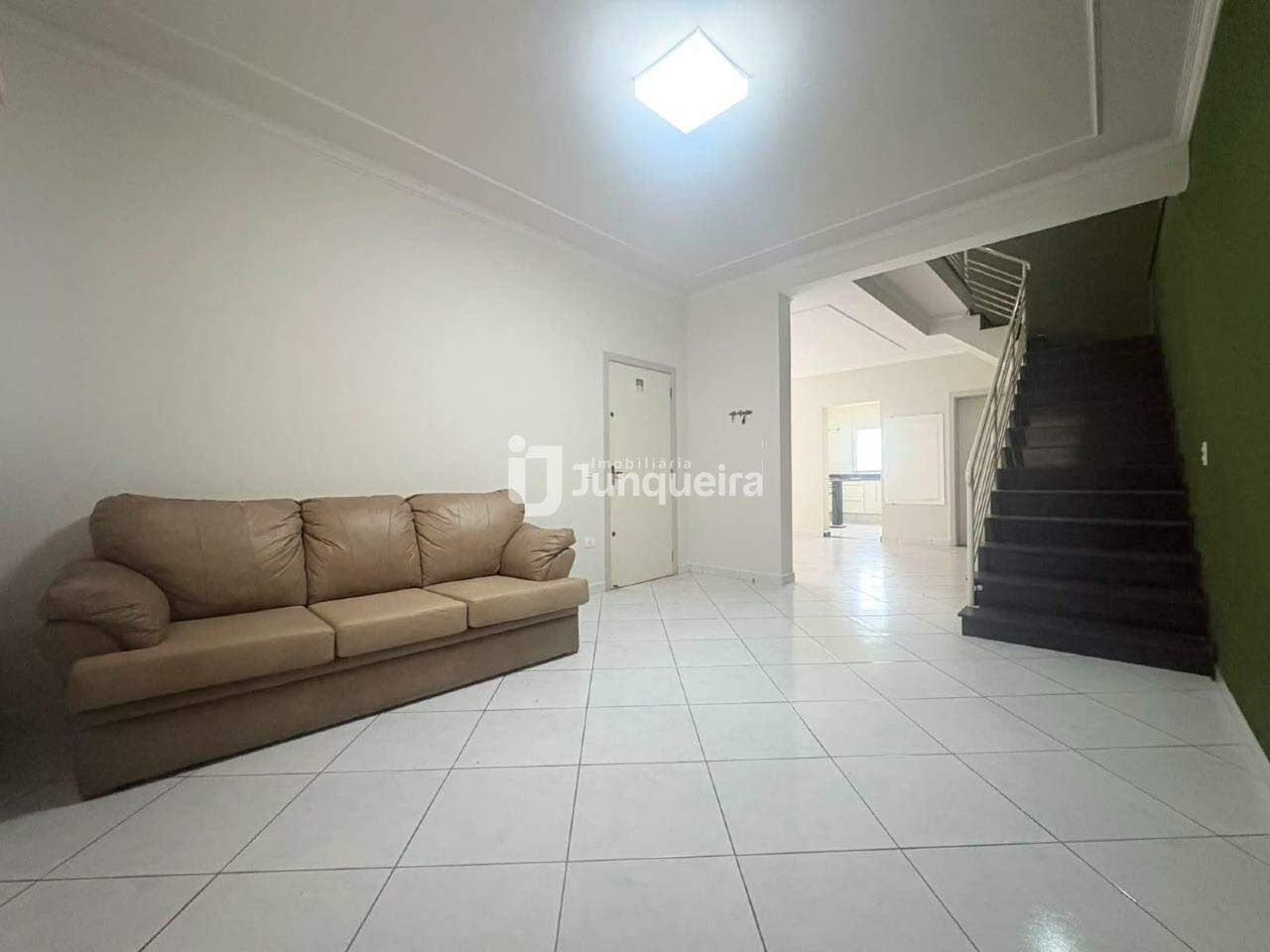 Casa à venda, 3 quartos, sendo 1 suíte, 4 vagas, no bairro Vila Independência em Piracicaba - SP