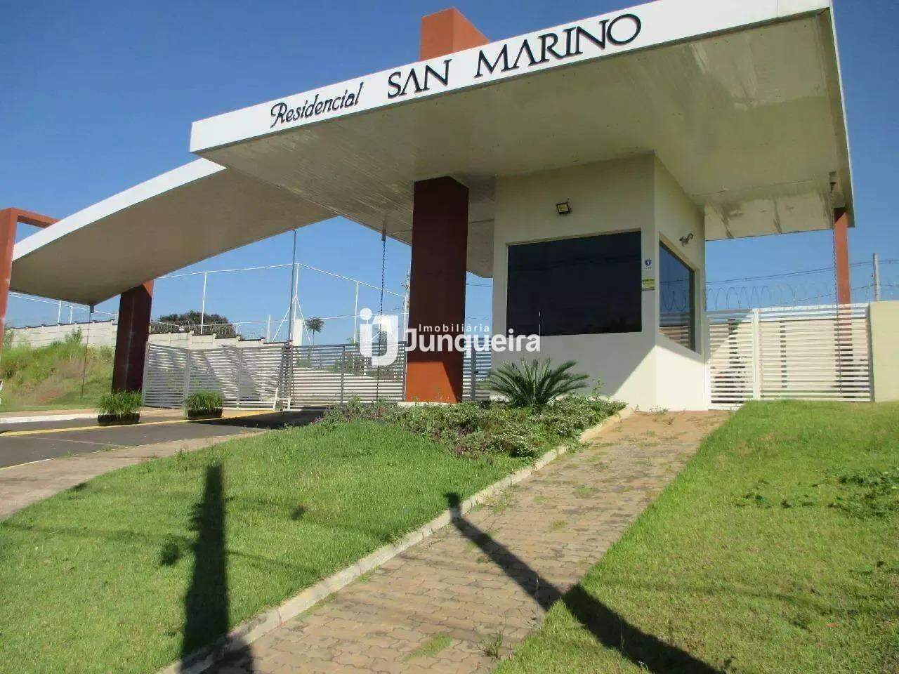 Terreno em Condomínio à venda no San Marino , no bairro Conjunto Residencial Vitório Cezarino em Rio das Pedras - SP