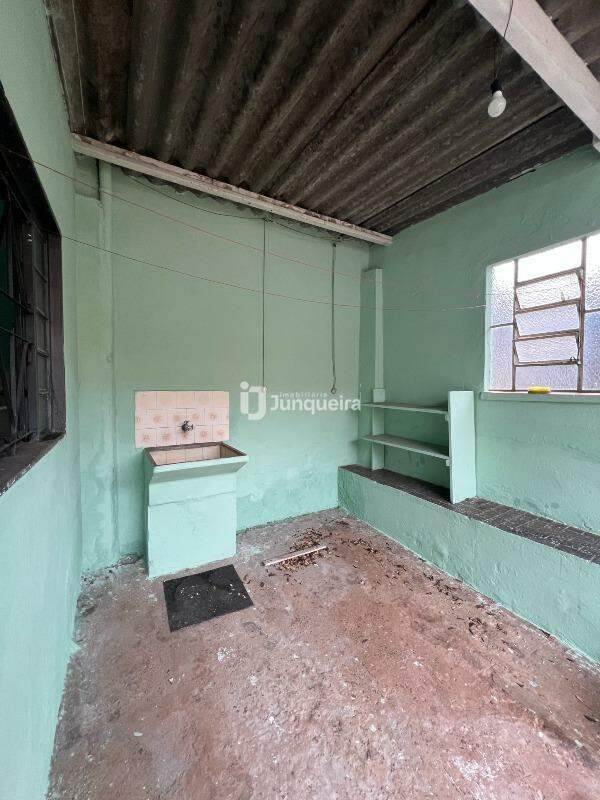 Casa para alugar, 2 quartos, no bairro Vila Rezende em Piracicaba - SP