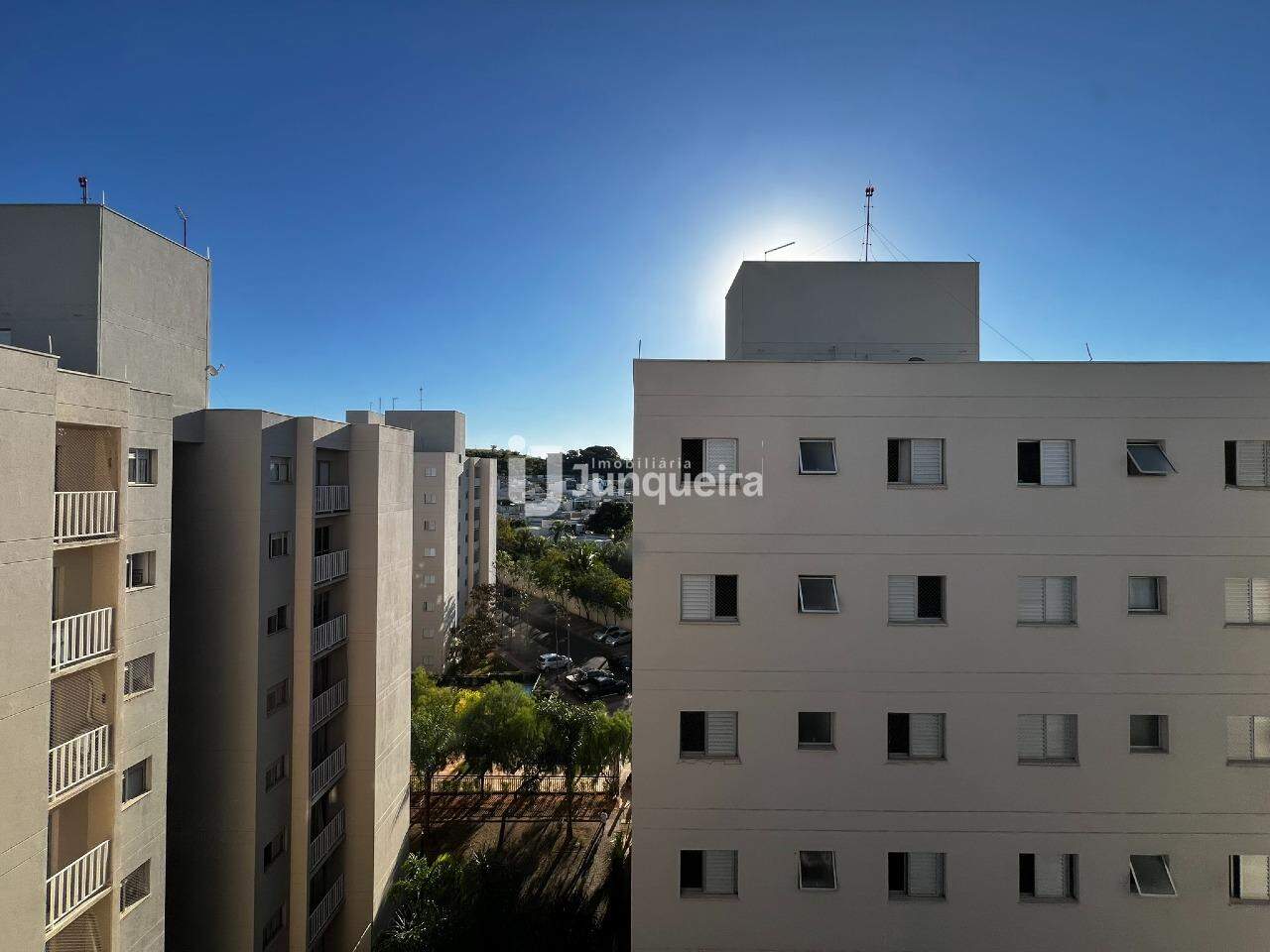 Apartamento à venda no Doce Lar Piracicaba, 2 quartos, 1 vaga, no bairro Jardim São Francisco em Piracicaba - SP