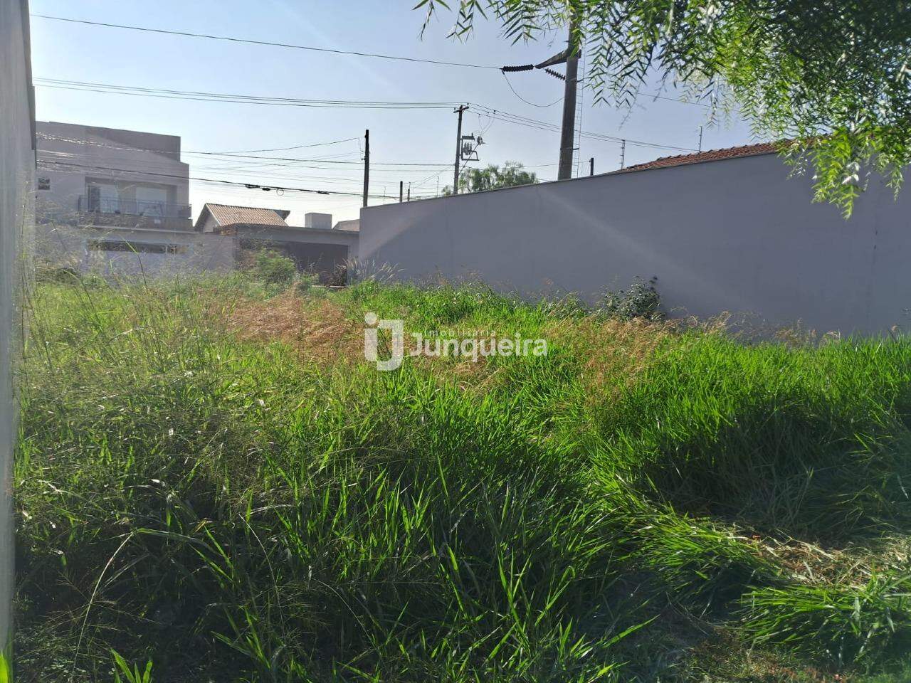 Terreno à venda, no bairro Parque Conceição em Piracicaba - SP