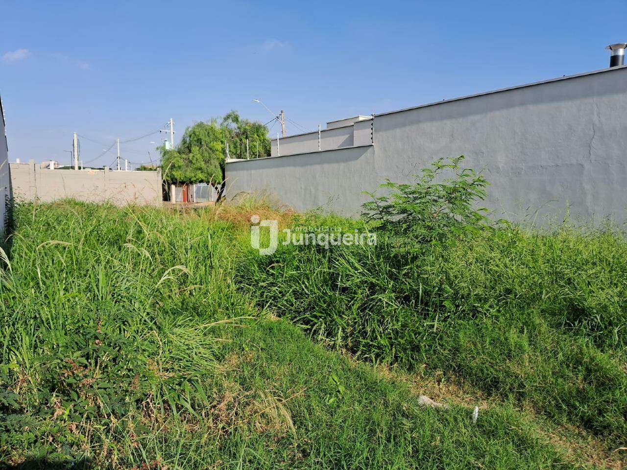 Terreno à venda, no bairro Parque Conceição em Piracicaba - SP