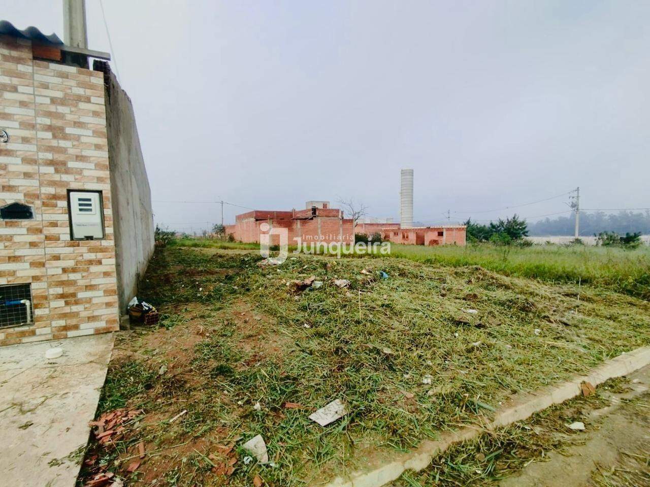Terreno à venda, no bairro Conquista em Piracicaba - SP